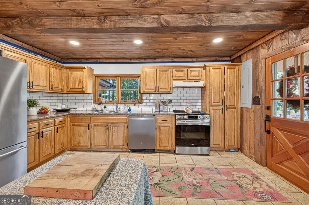 169 Rusty G PL Dawsonville, GA 30534