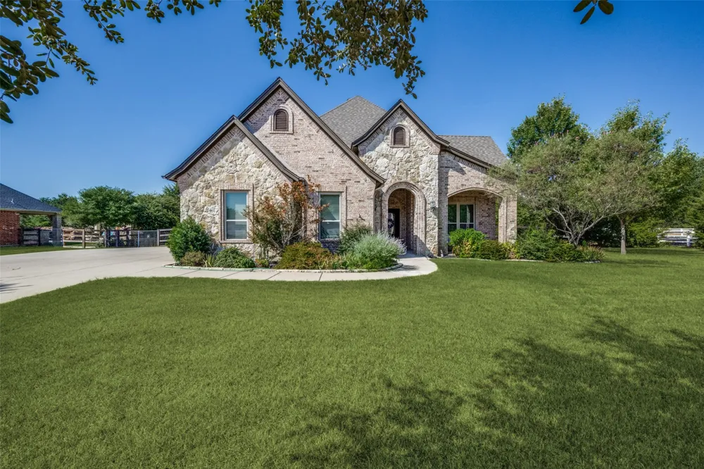 2709 Winthrop Hill Road Denton, TX 76226