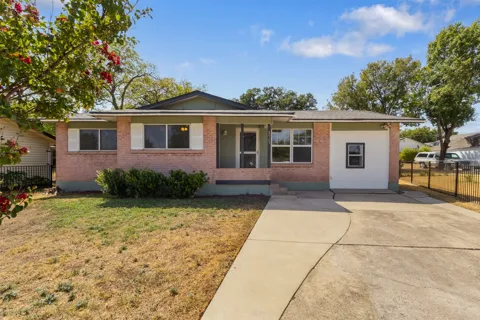 2563 Wood Valley Drive