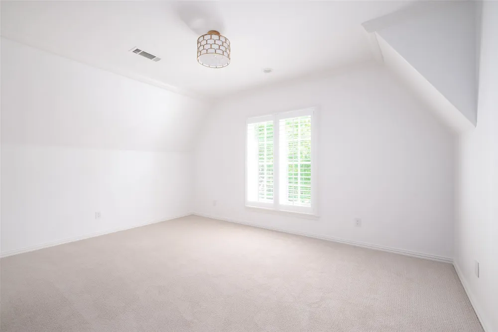 6419 Lakehurst Avenue Dallas, TX 75230