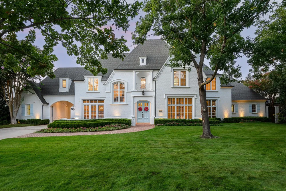 6419 Lakehurst Avenue Dallas, TX 75230