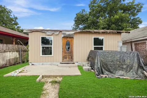 2917 Chihuahua St
