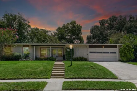 714 Larkwood Drive
