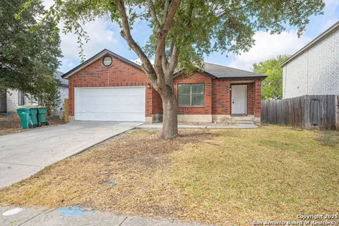 8039 Cantura Mills