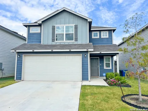 6035 BLUESTEM WAY