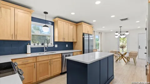 1523 Camellia Ln