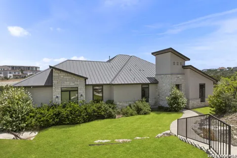 17743 Rancho Diana