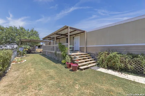 838 Avenue M