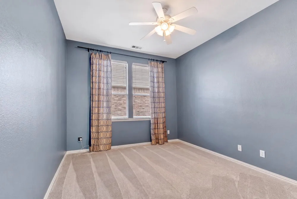 1620 McGreg Lane Carrollton, TX 75010