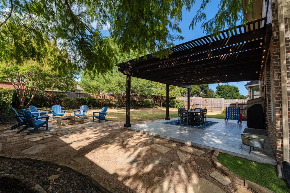 1620 McGreg Lane Carrollton, TX 75010