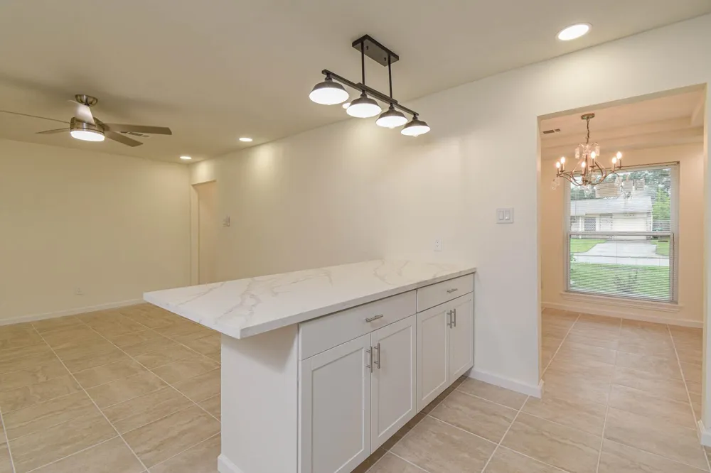 5003 Denoron Drive Houston, TX 77048