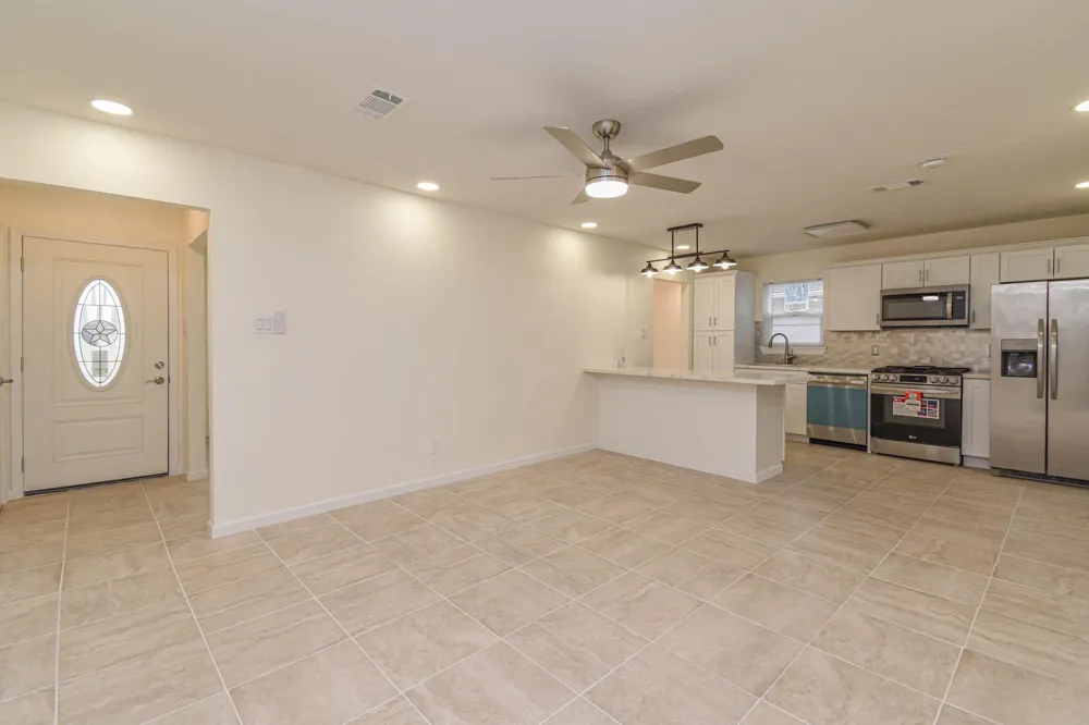 5003 Denoron Drive Houston, TX 77048