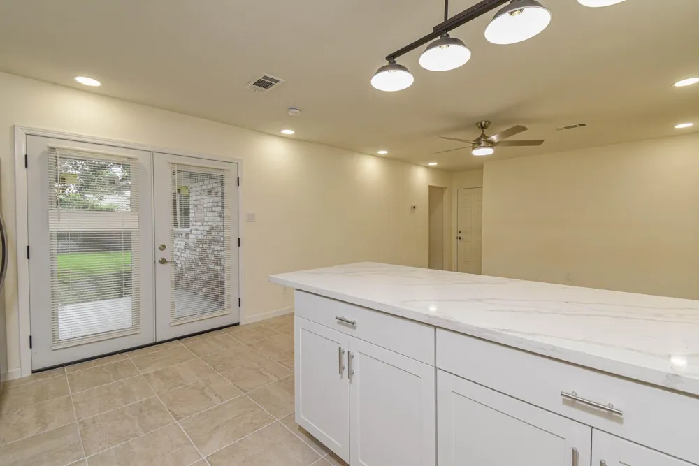 5003 Denoron Drive Houston, TX 77048