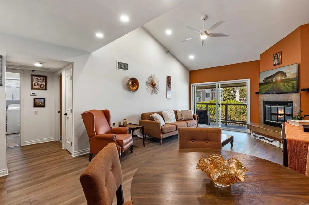 1664 Circa Del Lago #E202 San Marcos, CA 92078