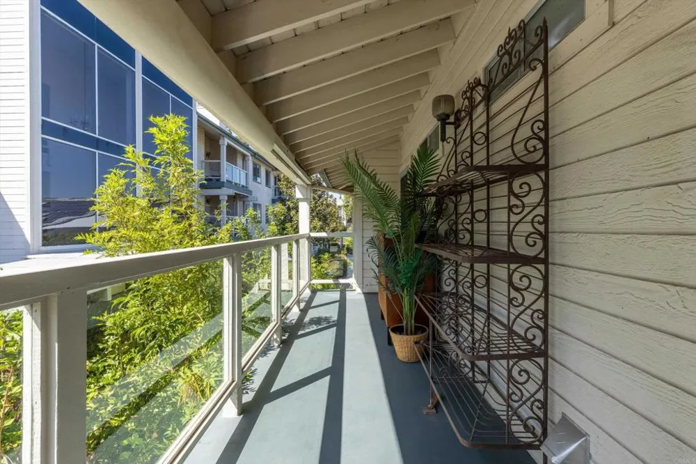 1664 Circa Del Lago #E202 San Marcos, CA 92078