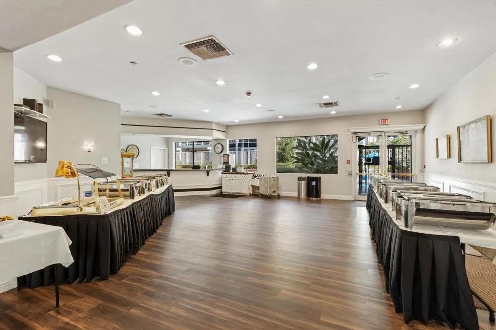 1664 Circa Del Lago #E202 San Marcos, CA 92078