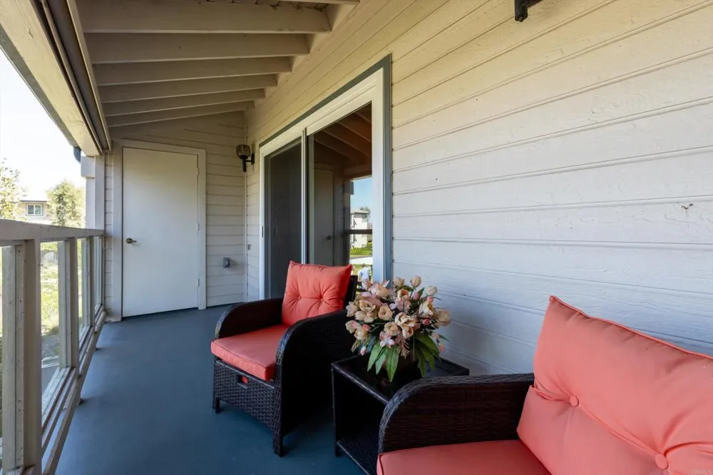 1664 Circa Del Lago #E202 San Marcos, CA 92078