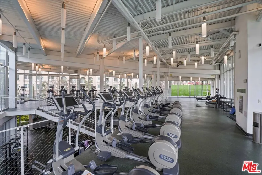 5400 Playa Vista Drive #23 Playa Vista, CA 90094