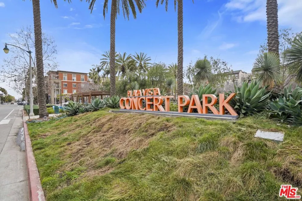 5400 Playa Vista Drive #23 Playa Vista, CA 90094