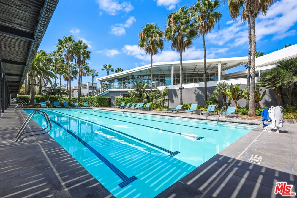 5400 Playa Vista Drive #23 Playa Vista, CA 90094