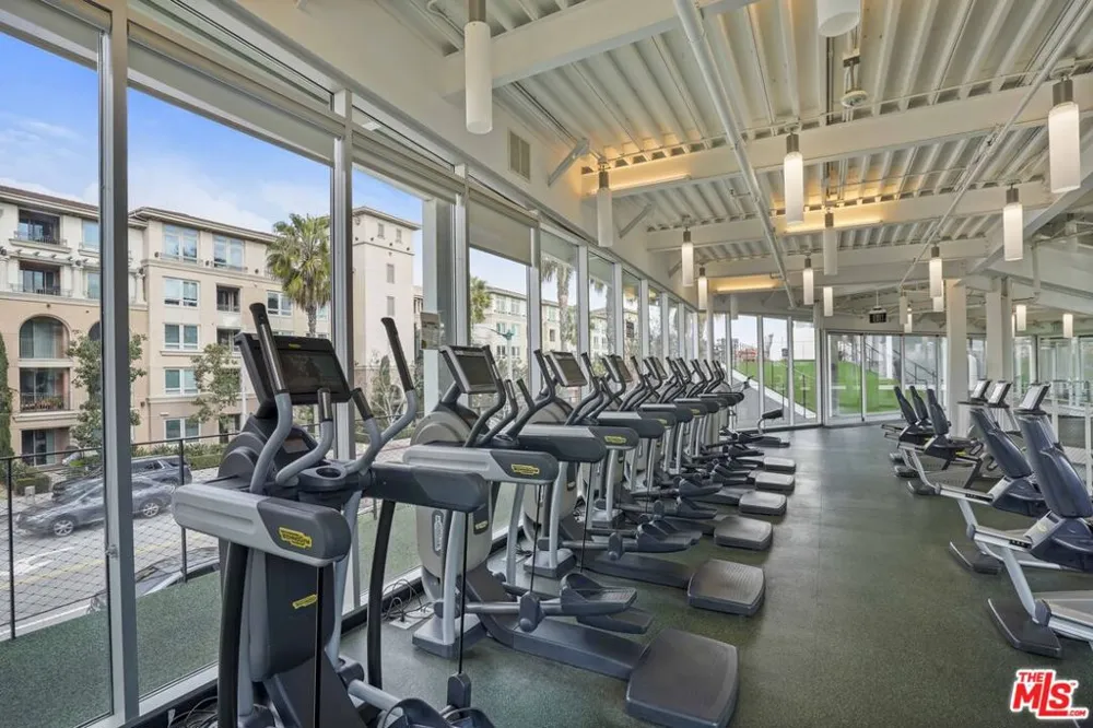 5400 Playa Vista Drive #23 Playa Vista, CA 90094