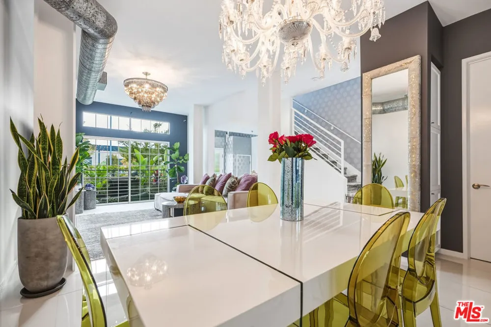 5400 Playa Vista Drive #23 Playa Vista, CA 90094