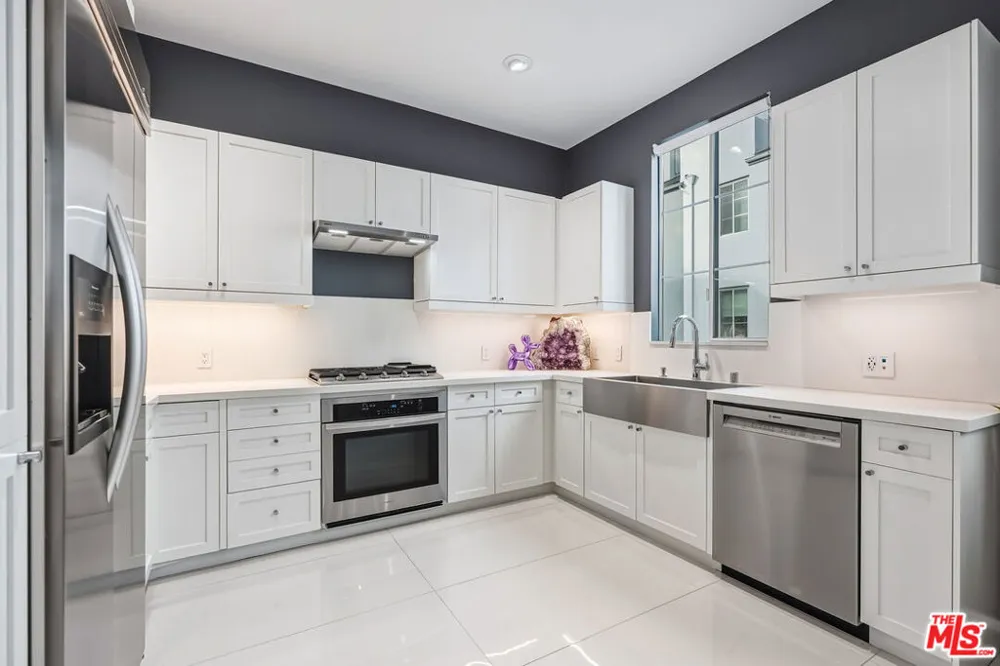 5400 Playa Vista Drive #23 Playa Vista, CA 90094