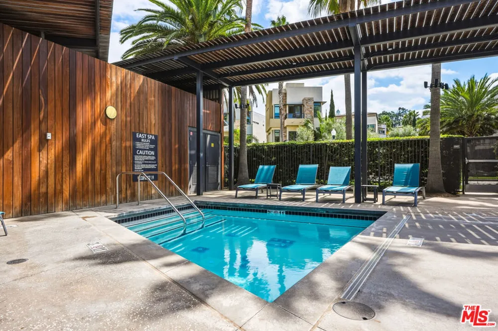 5400 Playa Vista Drive #23 Playa Vista, CA 90094
