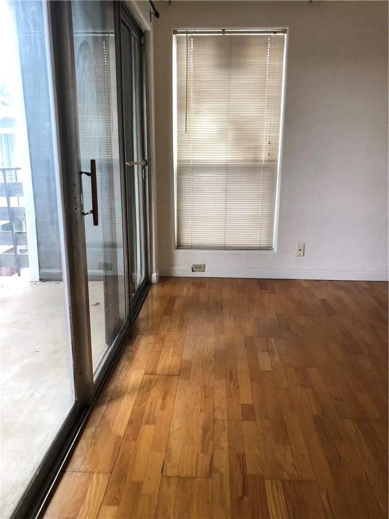 112 W 38TH STREET #202 Austin, TX 78705