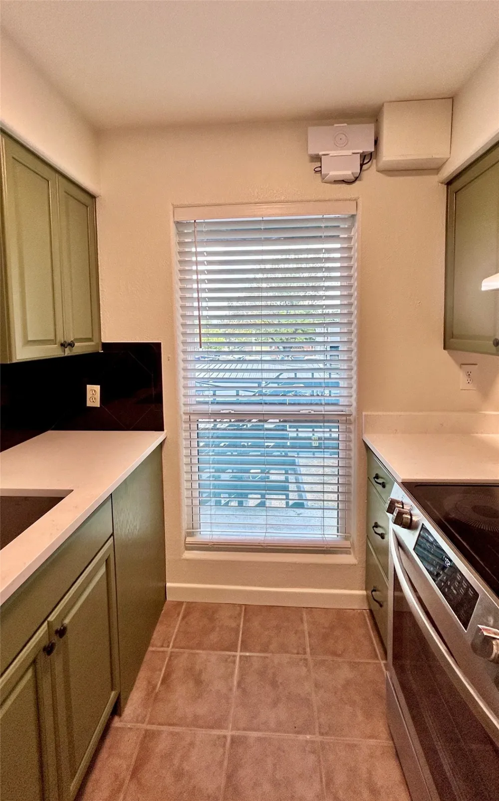 112 W 38TH STREET #202 Austin, TX 78705