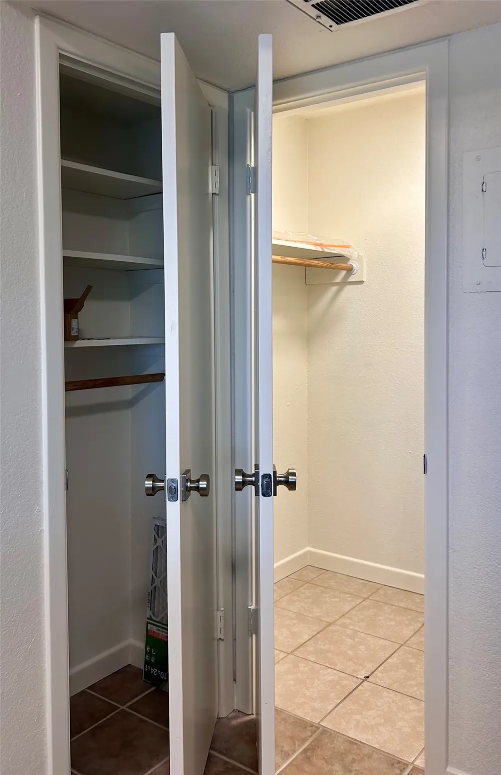 112 W 38TH STREET #202 Austin, TX 78705