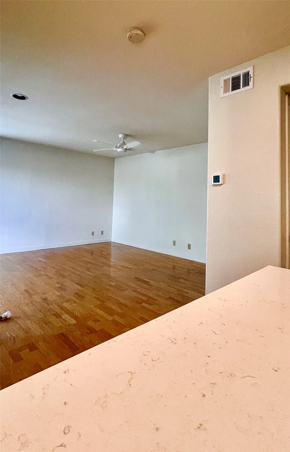 112 W 38TH STREET #202 Austin, TX 78705