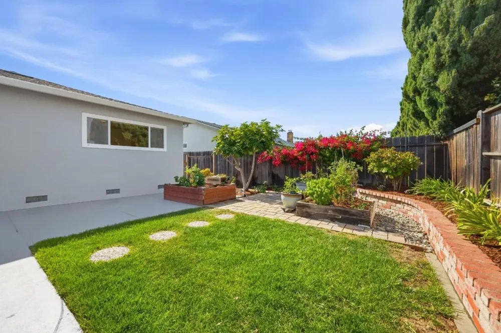 32333 Jacklynn Drive Union City, CA 94587
