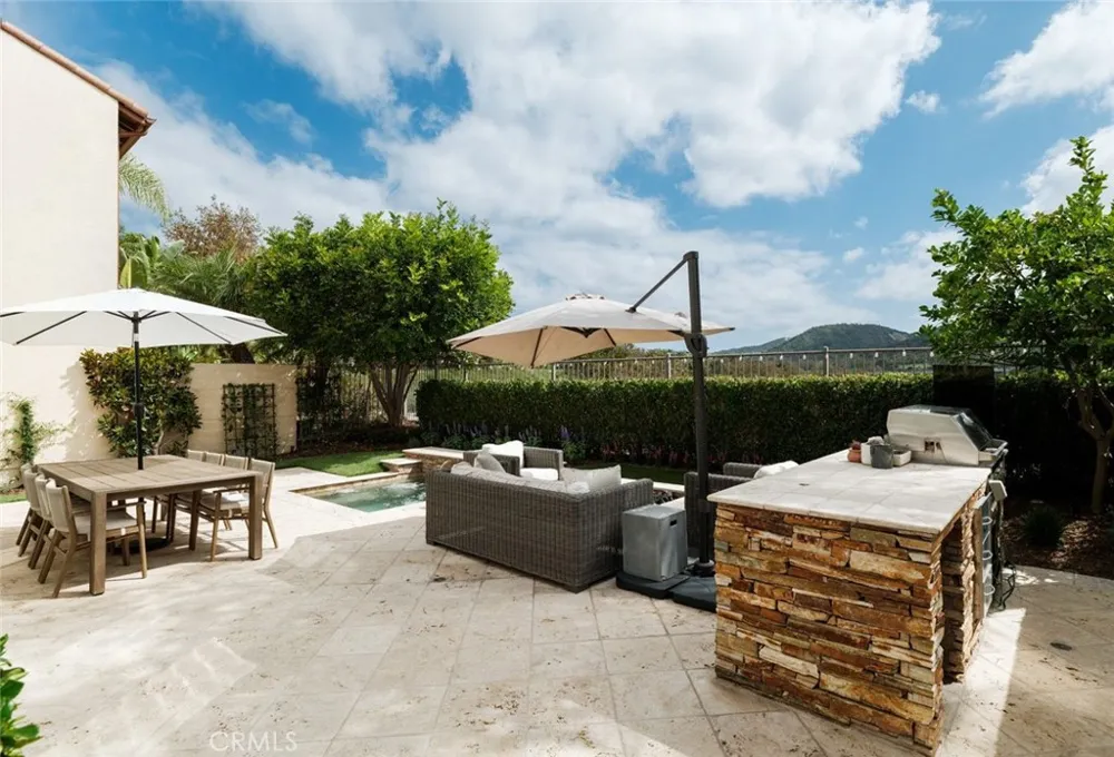 11 Via Santander San Clemente, CA 92673