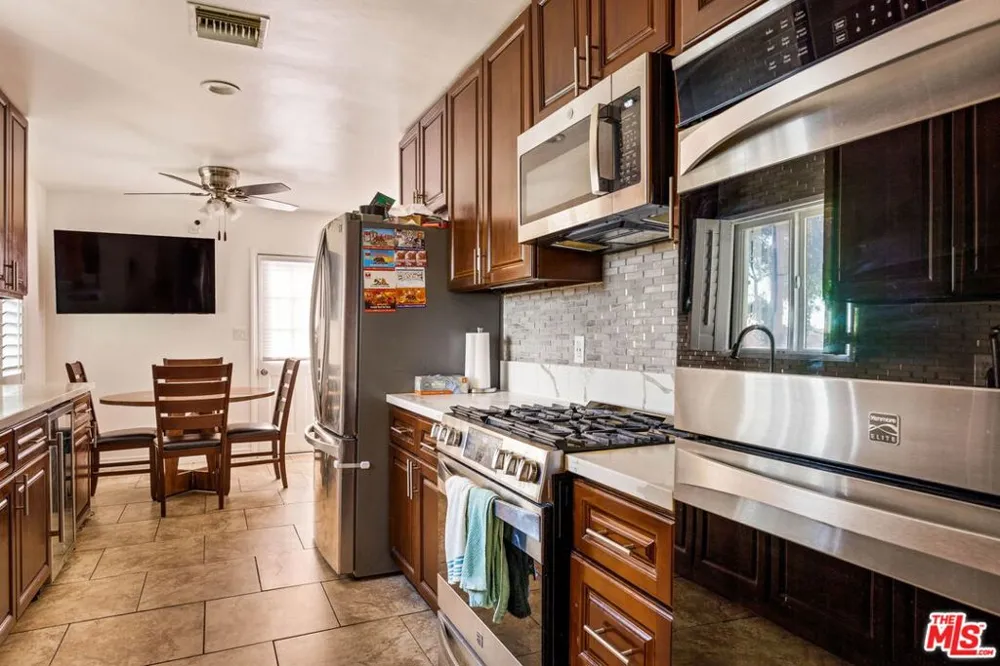 205 E Hurst Street Covina, CA 91723