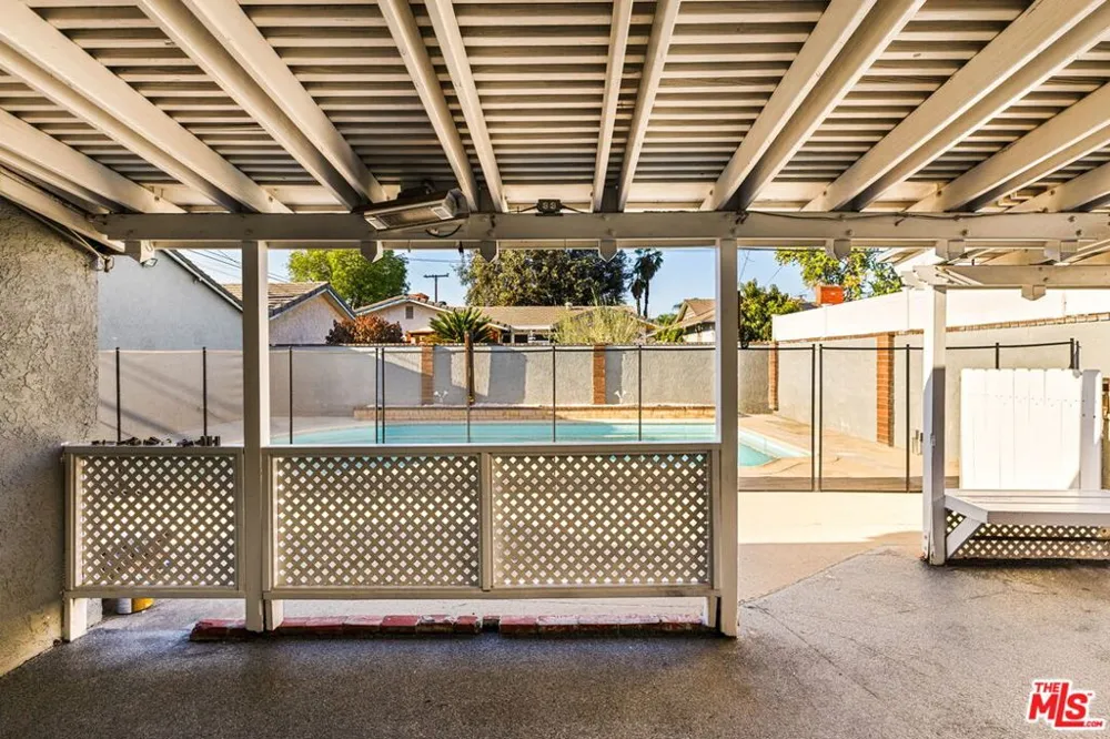 205 E Hurst Street Covina, CA 91723