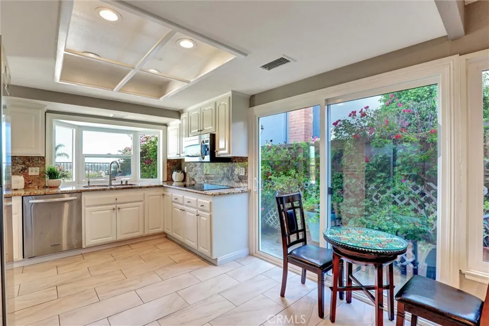 22522 Conil Mission Viejo, CA 92691