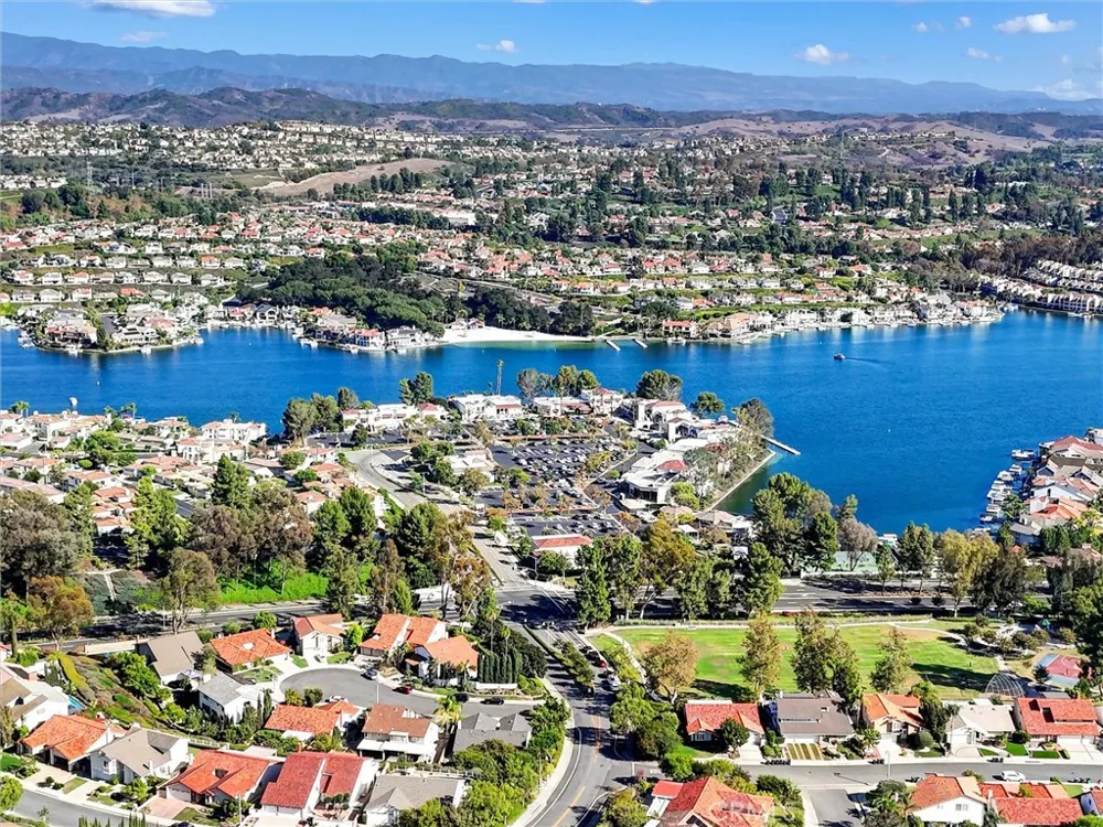 22522 Conil Mission Viejo, CA 92691