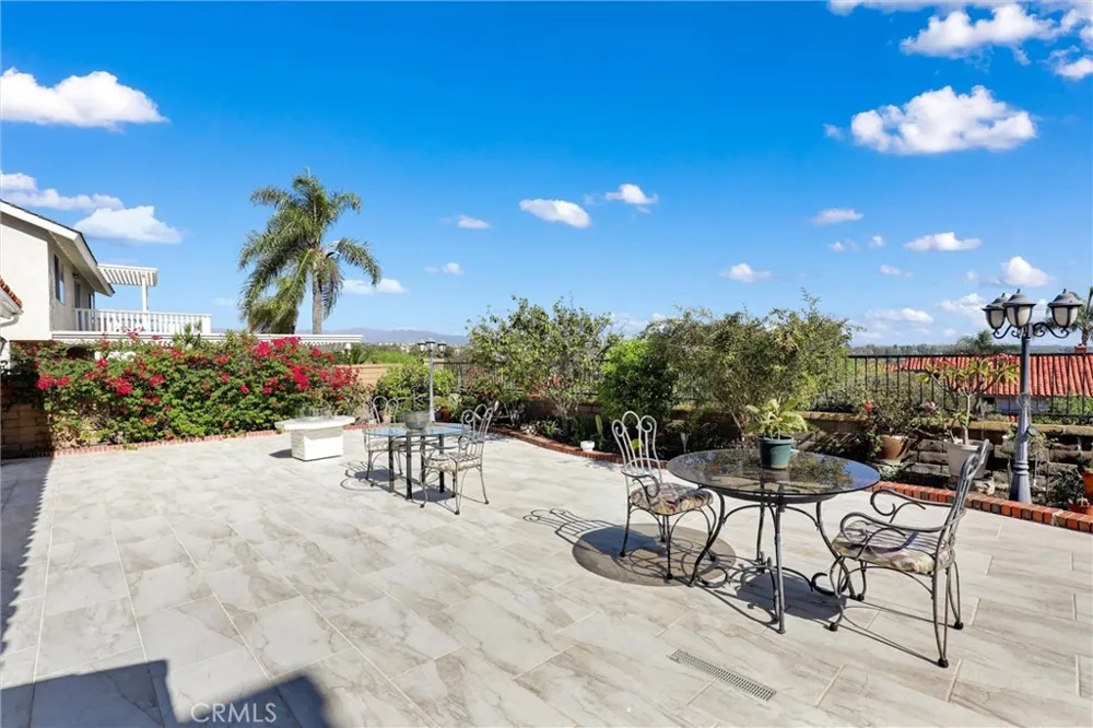 22522 Conil Mission Viejo, CA 92691