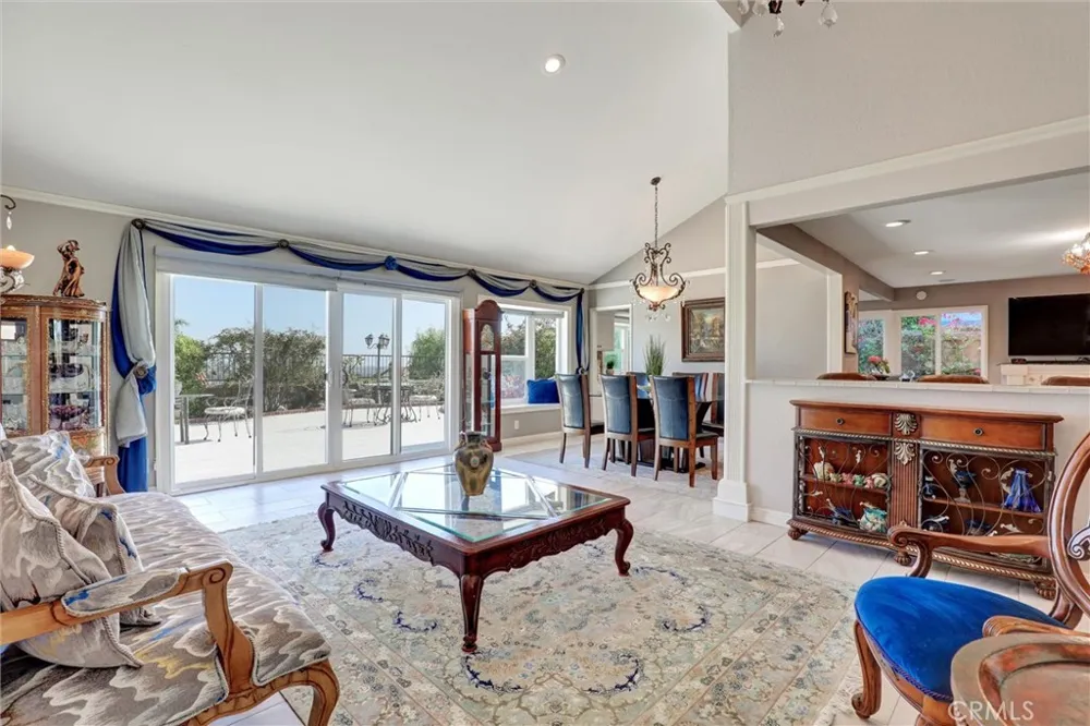 22522 Conil Mission Viejo, CA 92691