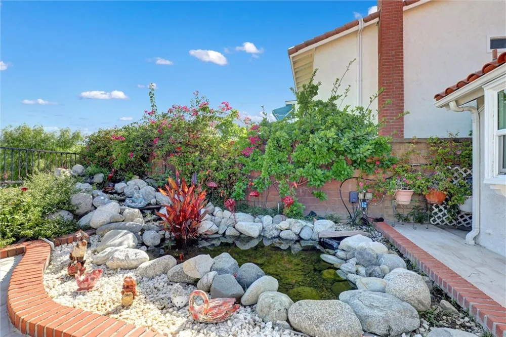 22522 Conil Mission Viejo, CA 92691