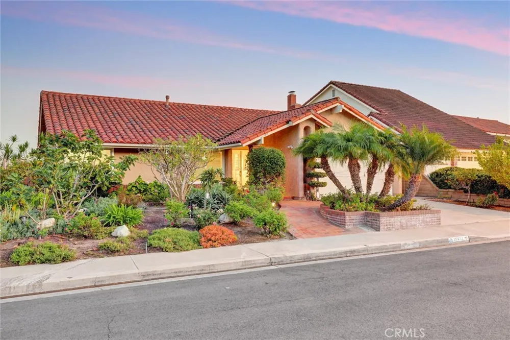 22522 Conil Mission Viejo, CA 92691