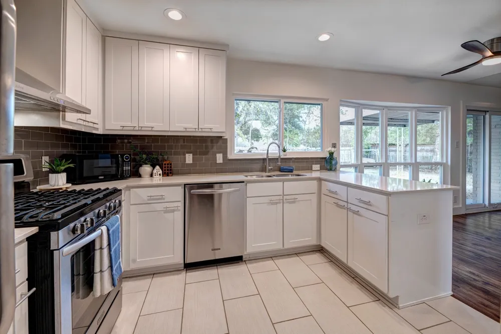 1414 Manford Hill Drive Austin, TX 78753
