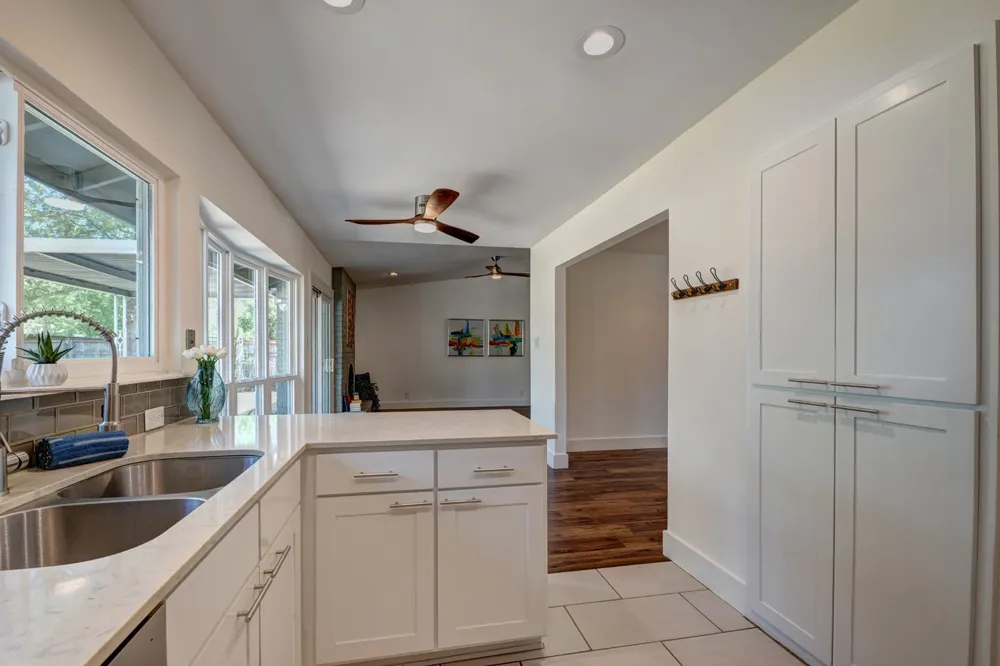 1414 Manford Hill Drive Austin, TX 78753