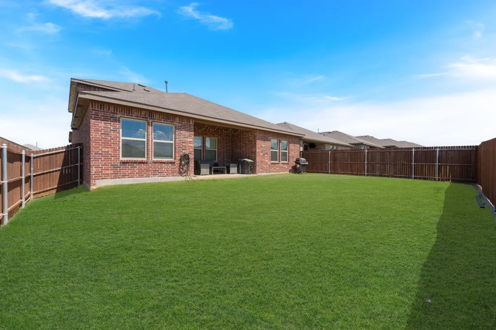 884 Jett Drive Ferris, TX 75125