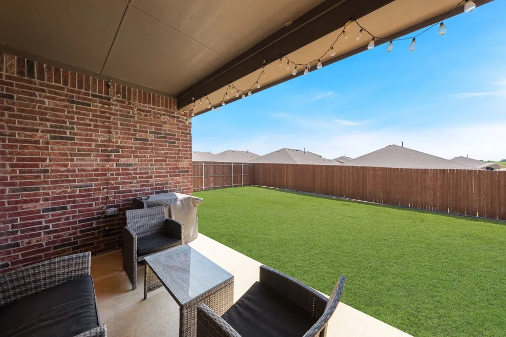 884 Jett Drive Ferris, TX 75125