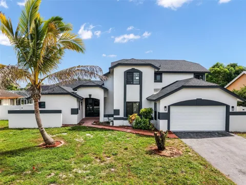 7350 NW 54th Ct