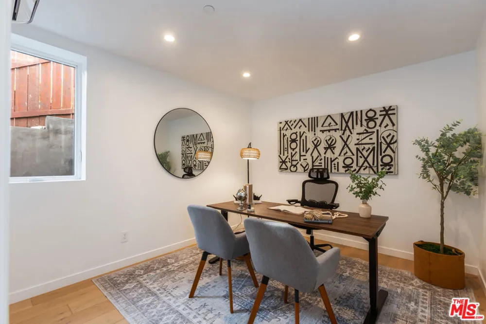 418 Wren Drive Los Angeles, CA 90065