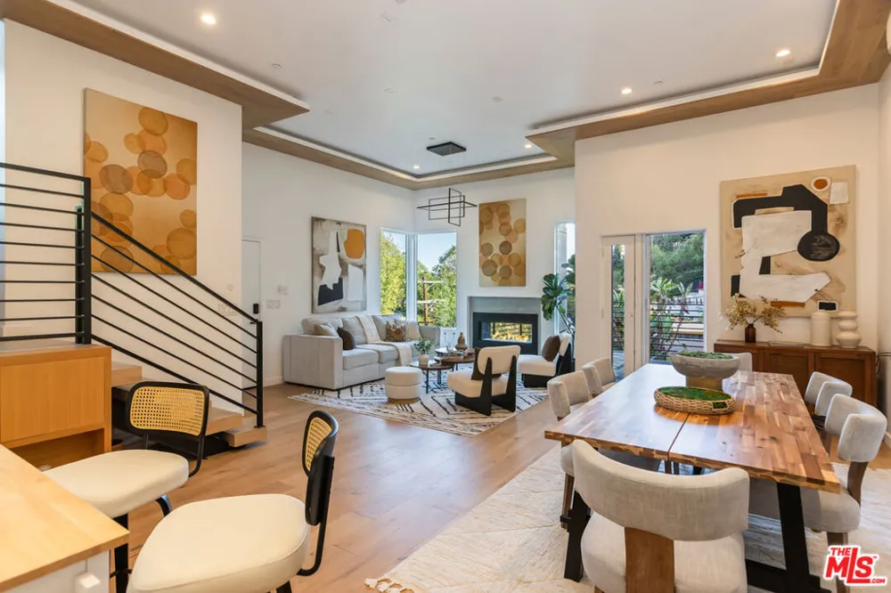 418 Wren Drive Los Angeles, CA 90065