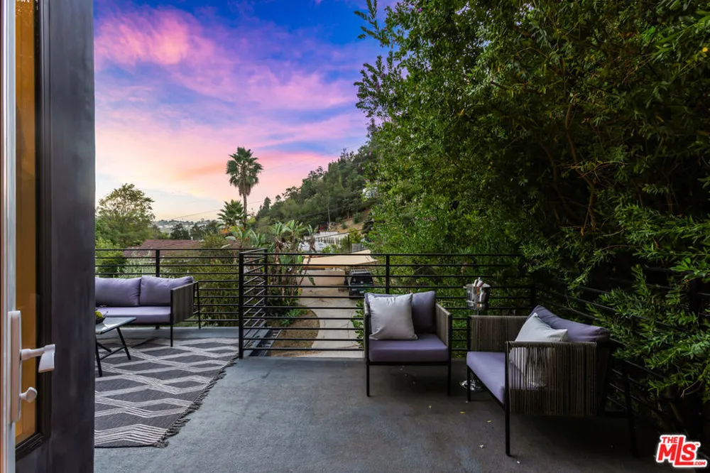 418 Wren Drive Los Angeles, CA 90065